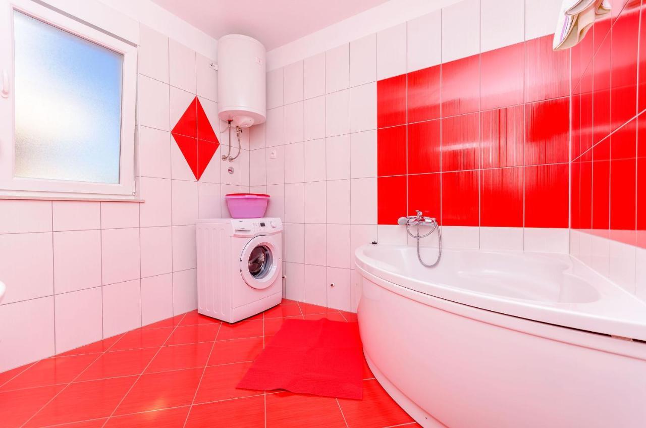 Apartments Melita Трогір Екстер'єр фото